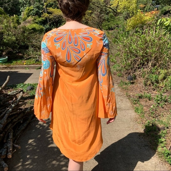 Noor Arfa Malasia Batik 100% Silk Bell Sleeve Tunic Top‎ Festival Boho - Picture 9 of 10